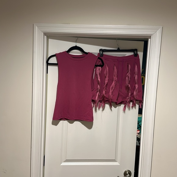 Fringe Short Set - Picture 2 of 3
